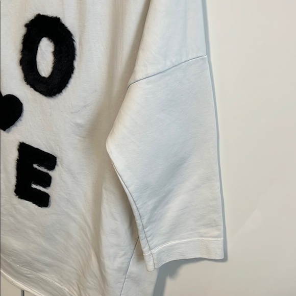 PISTACHE White Cotton Top with Black Faux Fur LOVE Design, Size S/M - Picture 7 of 10